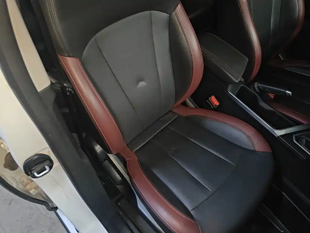 Geely Vision X3 — миниатюра 25