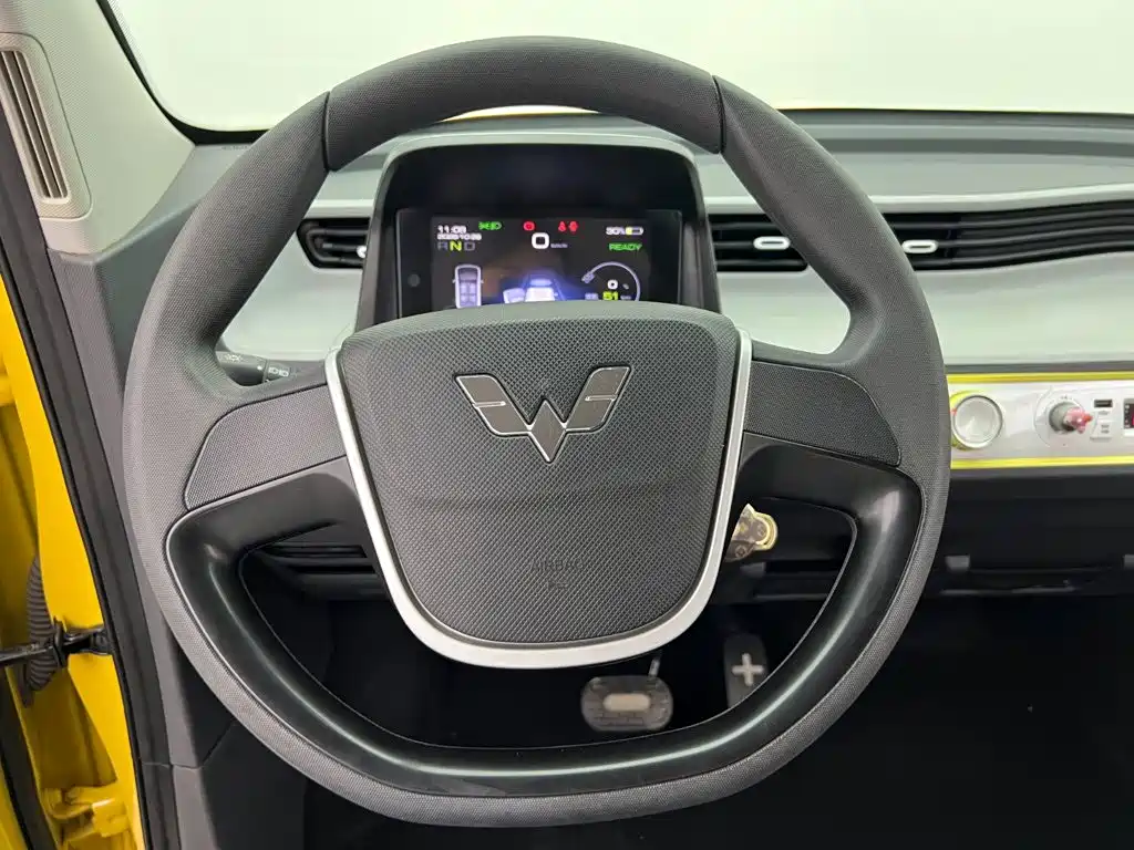 Wuling MINIEV — миниатюра 8