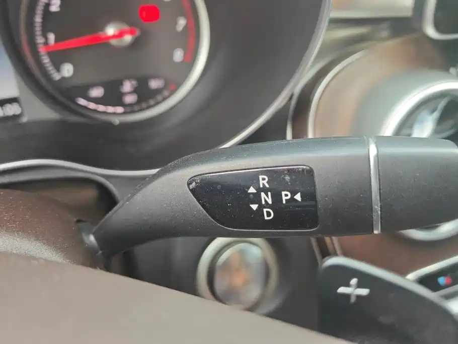 Mercedes-Benz GLC — миниатюра 16