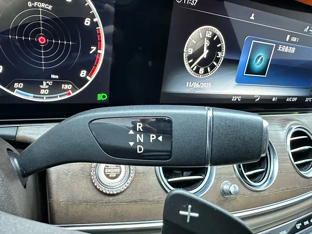 Mercedes-Benz E-Class — миниатюра 16