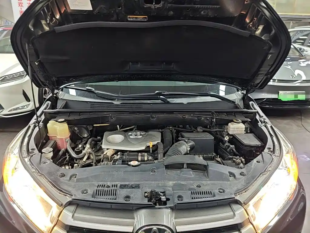Toyota Highlander — миниатюра 20