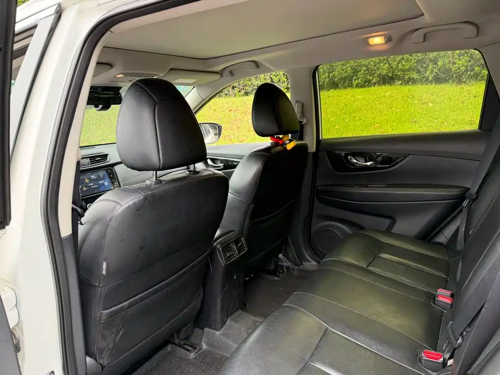 Nissan X-Trail — миниатюра 11