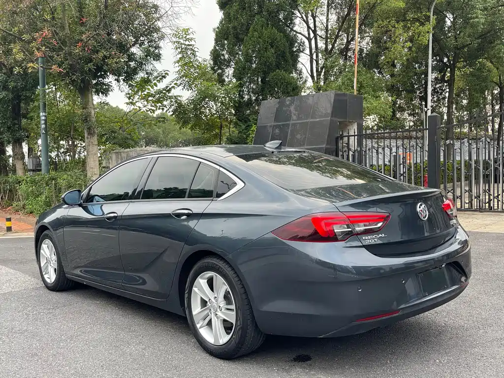 Buick Regal — миниатюра 3