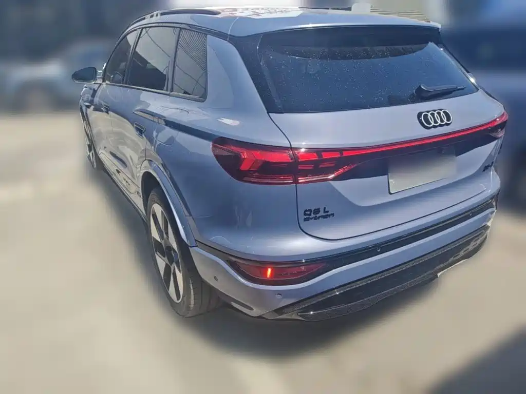 Audi Q6L e-tron — миниатюра 7