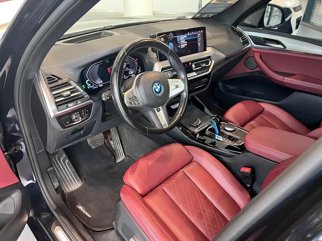 BMW iX3 — миниатюра 6