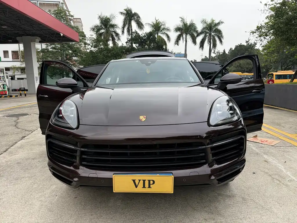 Porsche Cayenne — миниатюра 23