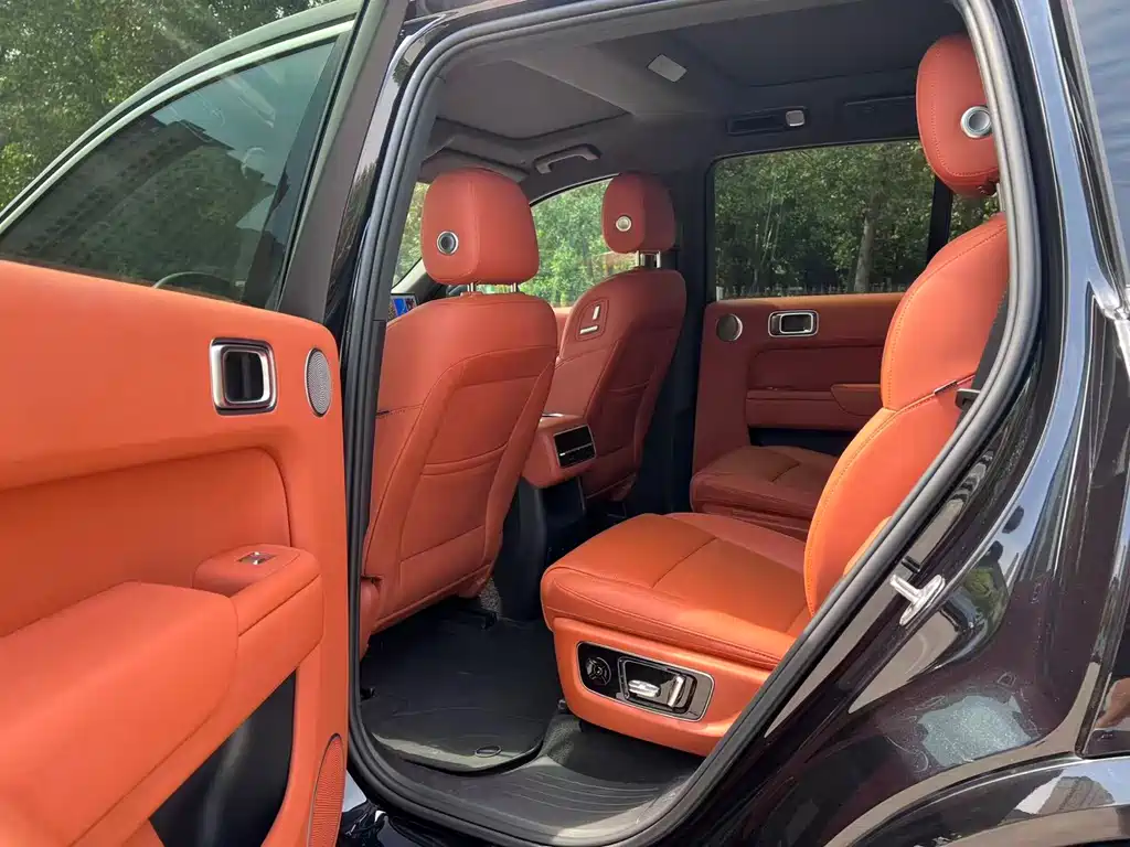Li Auto Li L8 — миниатюра 10