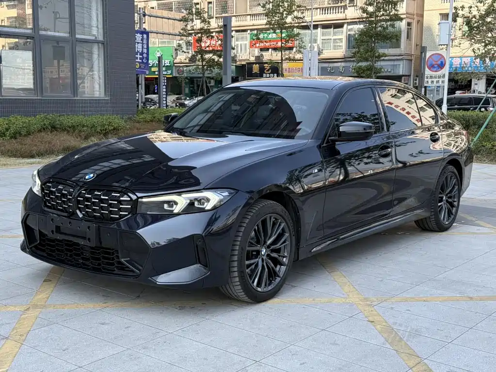 BMW 3 Series 2023