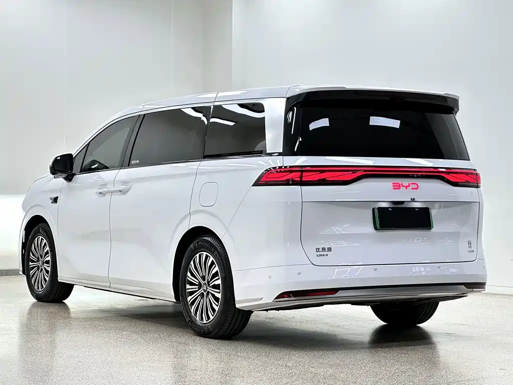BYD Xia — миниатюра 21
