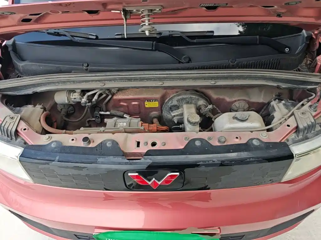 Wuling MINIEV — миниатюра 20