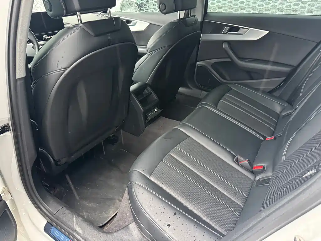 Audi A4L — миниатюра 7
