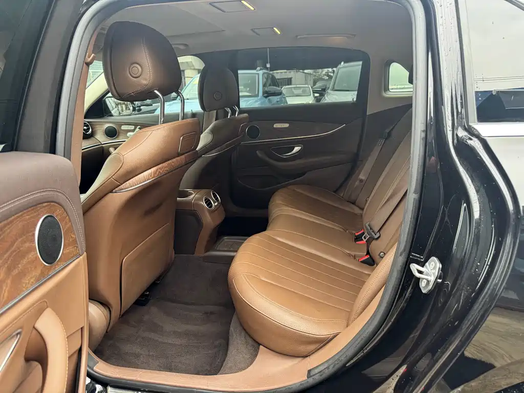 Mercedes-Benz E-Class E 2019 E 200 L 4MATIC