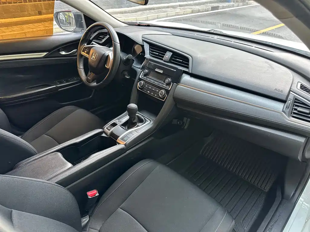 Honda Civic — миниатюра 17