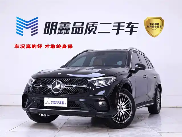 MERCEDES-BENZ GLC