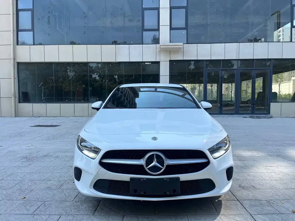 Mercedes-Benz A-Class — миниатюра 2