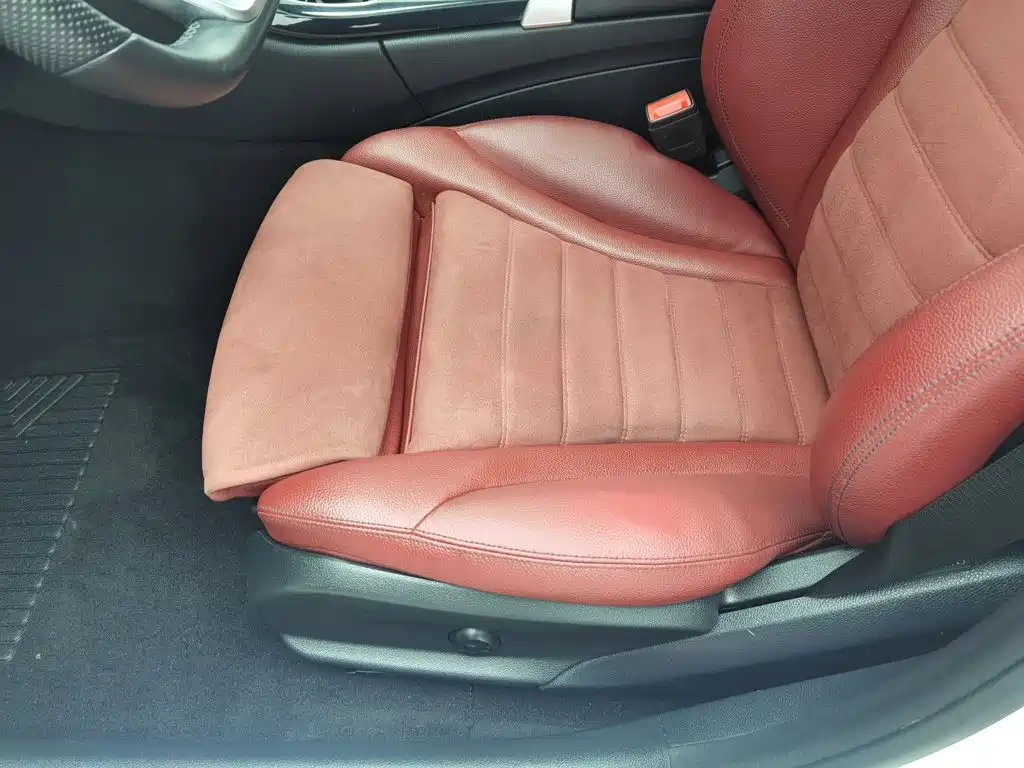 Mercedes-Benz C-Class — миниатюра 20