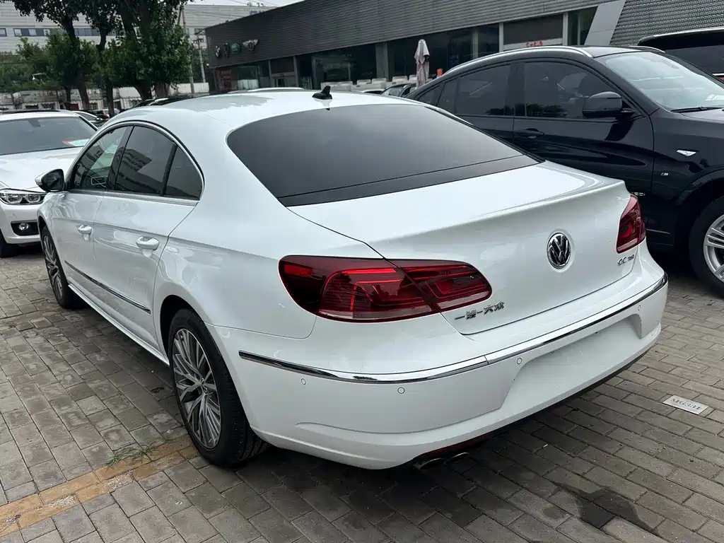 Volkswagen CC — миниатюра 7