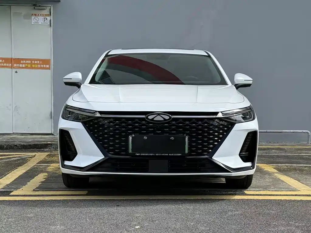 CHERY FENGYUN A8