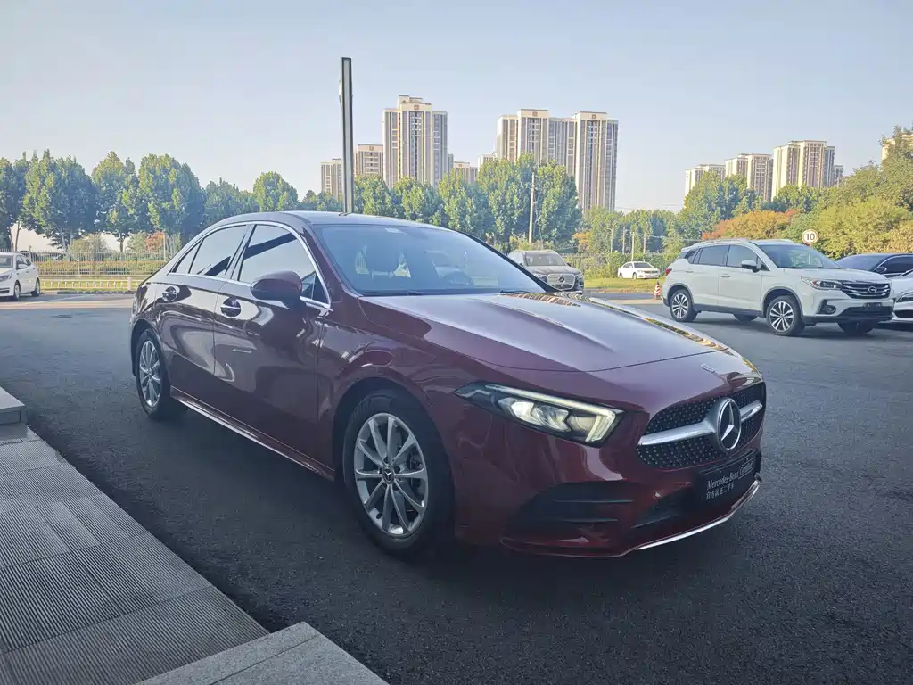 Mercedes-Benz A-Class — миниатюра 3