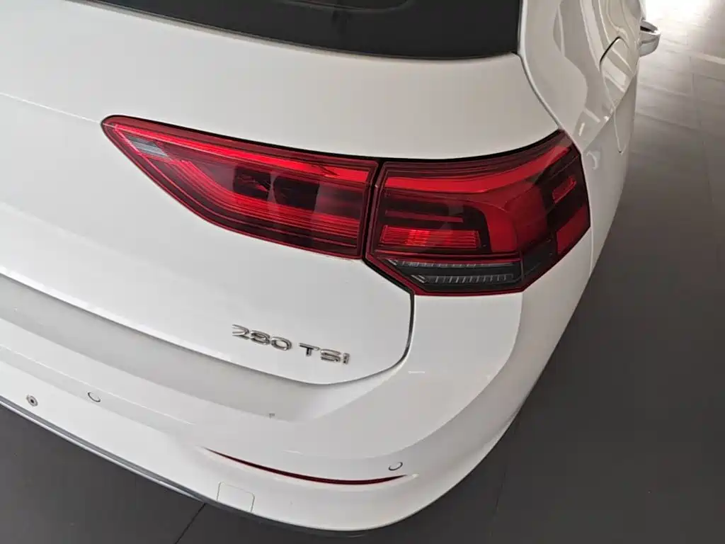 Volkswagen Golf — миниатюра 8