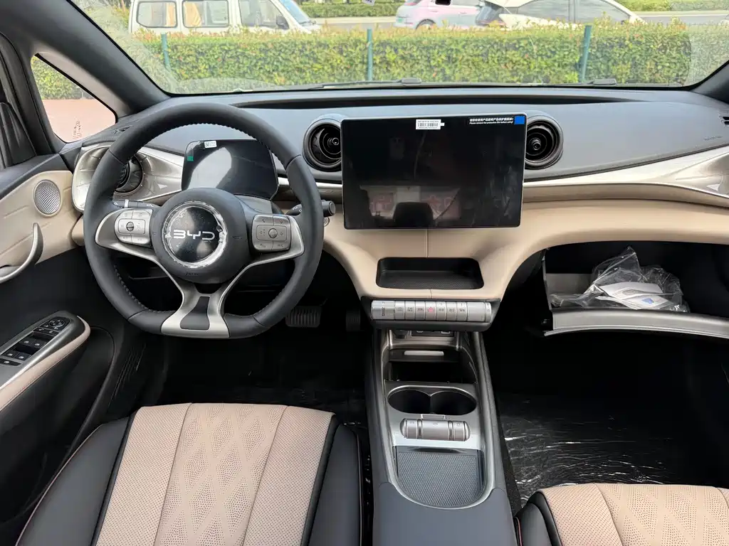 BYD Dolphin — миниатюра 7