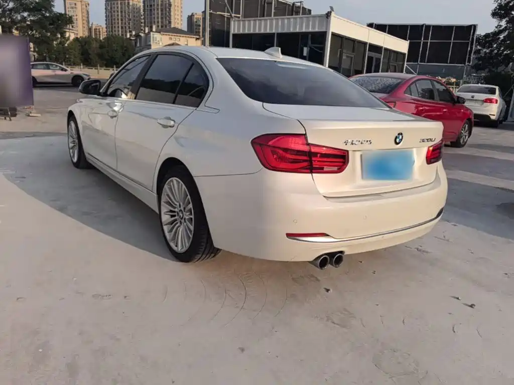 BMW 3 Series — миниатюра 5