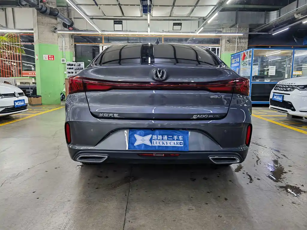 Changan Eado — миниатюра 5