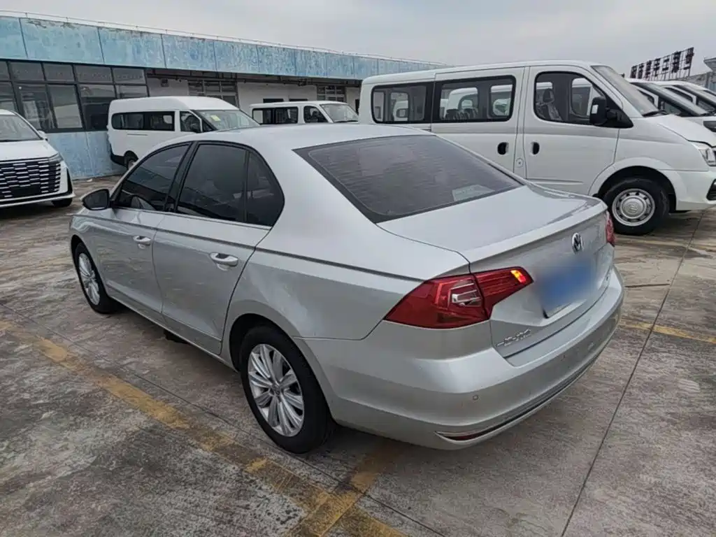 Volkswagen Bora — миниатюра 23