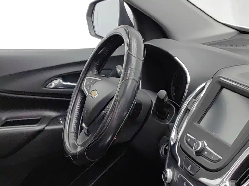 Chevrolet Equinox — миниатюра 22