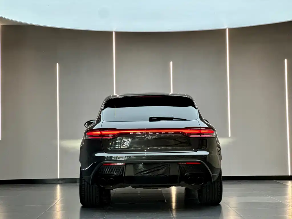 Porsche Macan — миниатюра 11