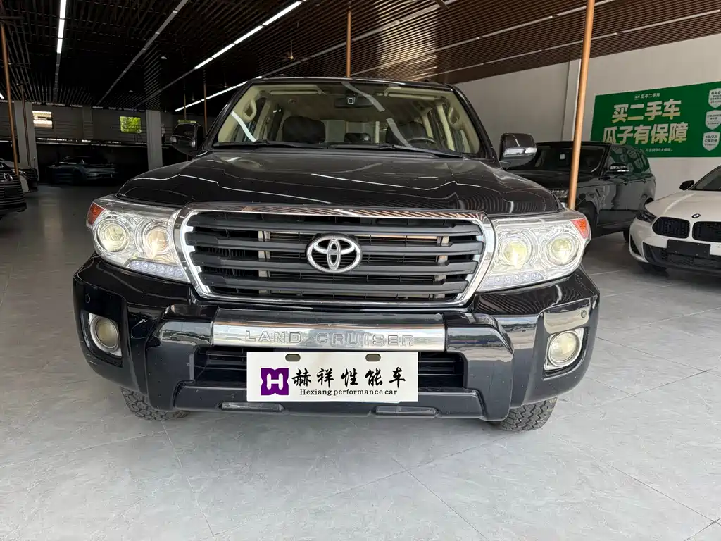 Toyota Land Cruiser — миниатюра 3