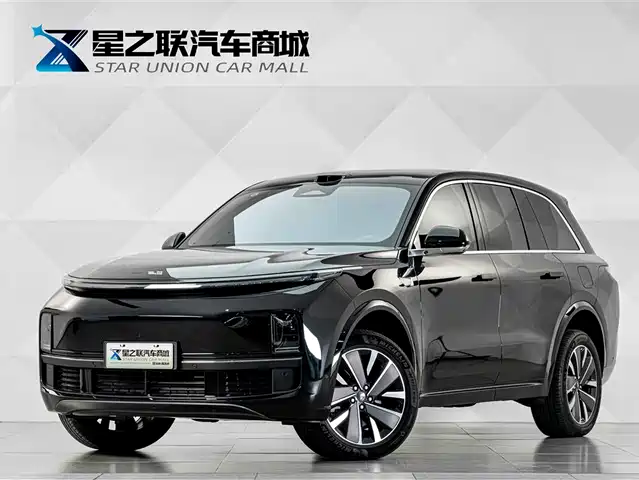 Li Auto 理想L8