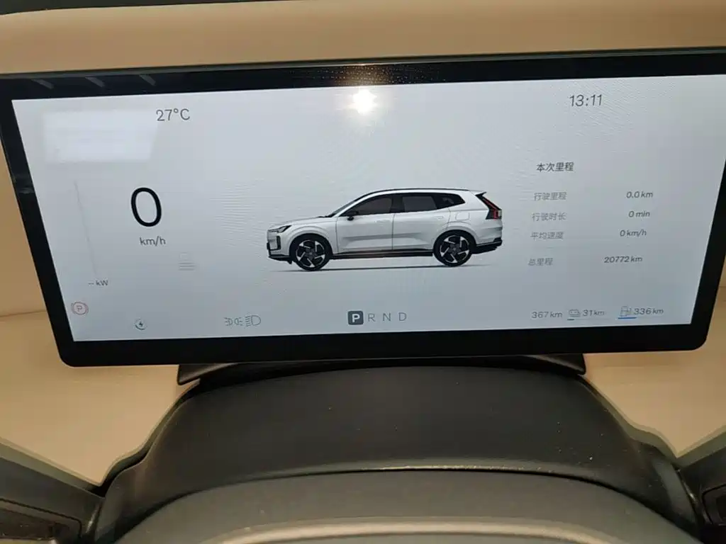 Volvo гибрид Volvo XC70 plug-in — миниатюра 12