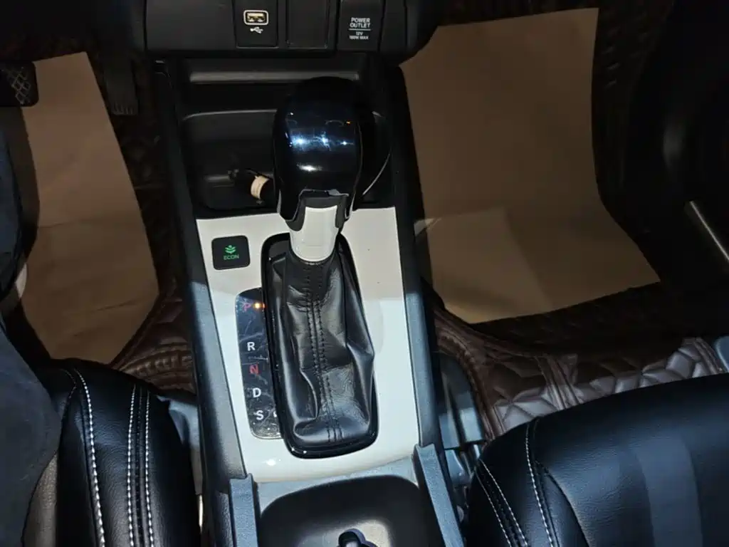 Honda Fit — миниатюра 14