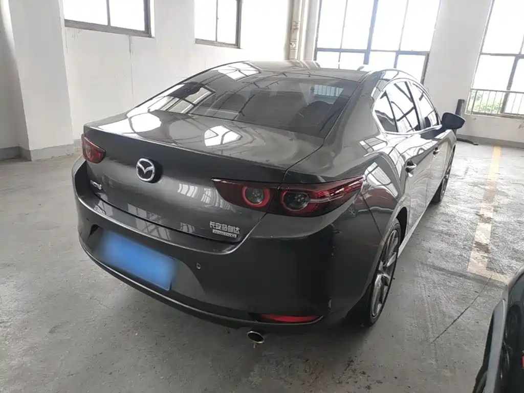Mazda 3 Axela — миниатюра 7