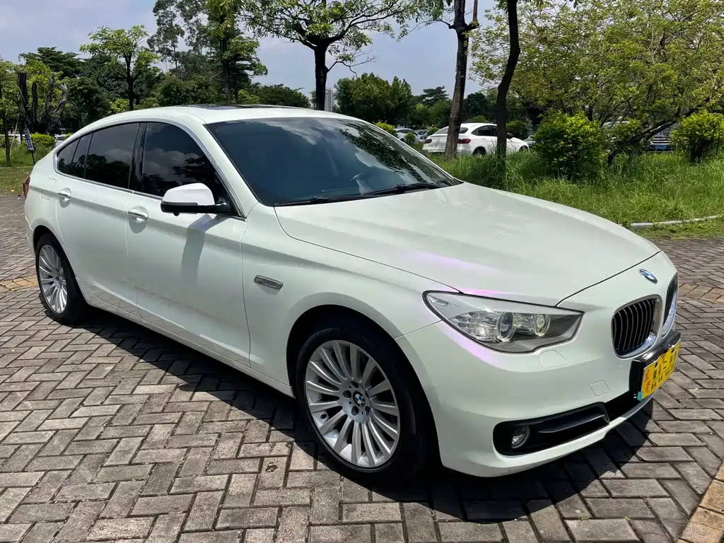 BMW 5 Series GT — миниатюра 3