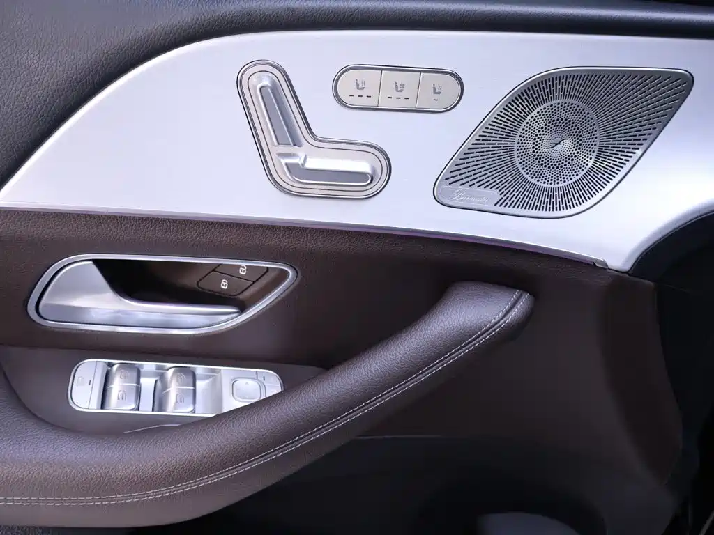 Mercedes-Benz GLE (Import) — миниатюра 17
