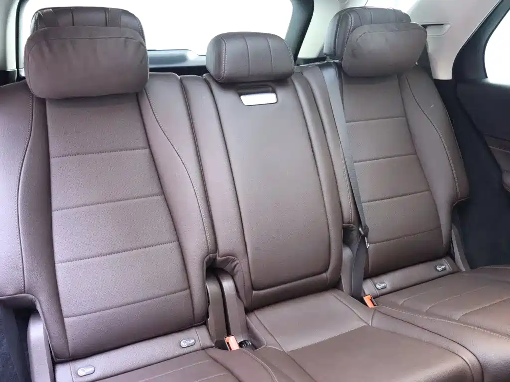 Mercedes-Benz GLE (Import) — миниатюра 23
