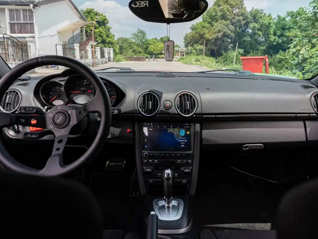 Porsche Cayman — миниатюра 5