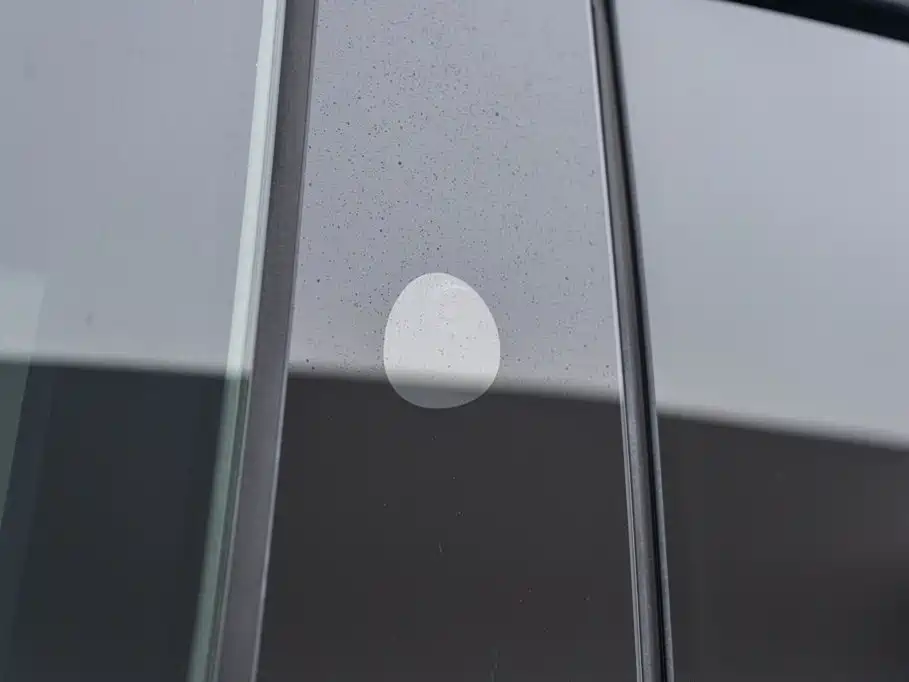 Tesla Model Y — миниатюра 26