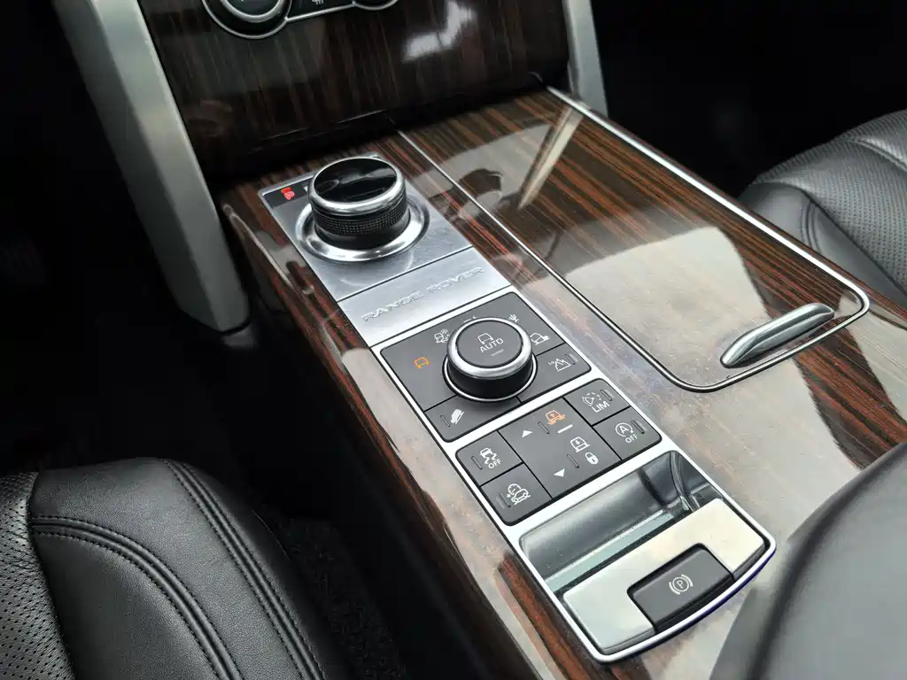 Land Rover Range Rover 2016 3.0 SC V6 Vogue