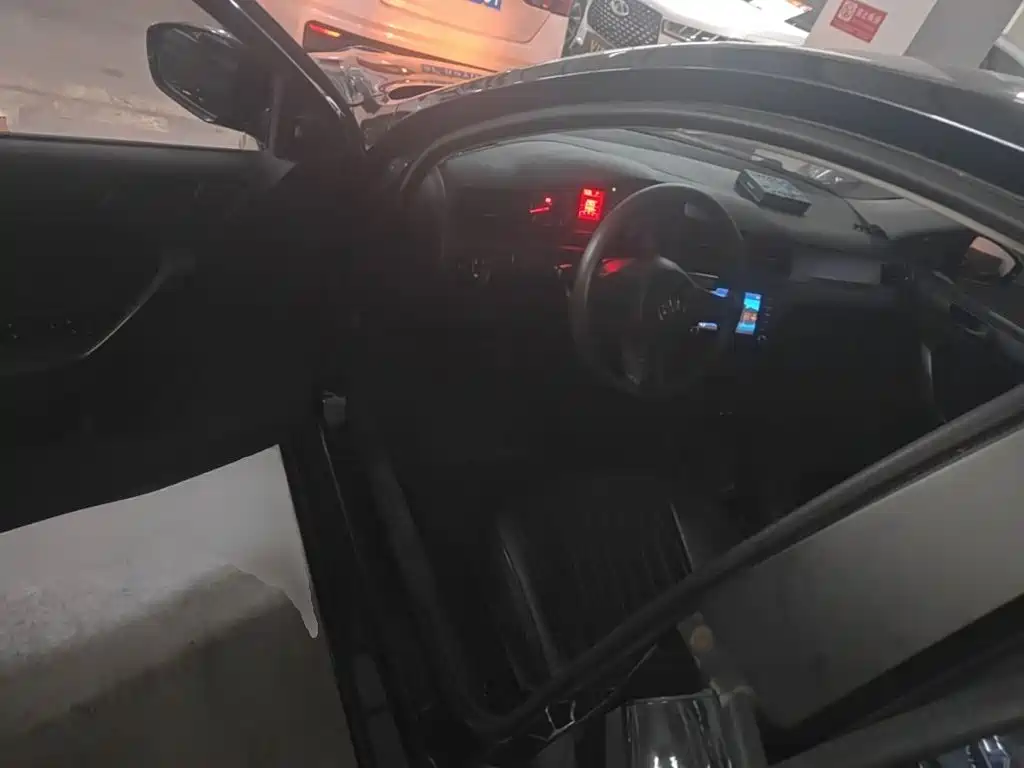Volkswagen Santana — миниатюра 16
