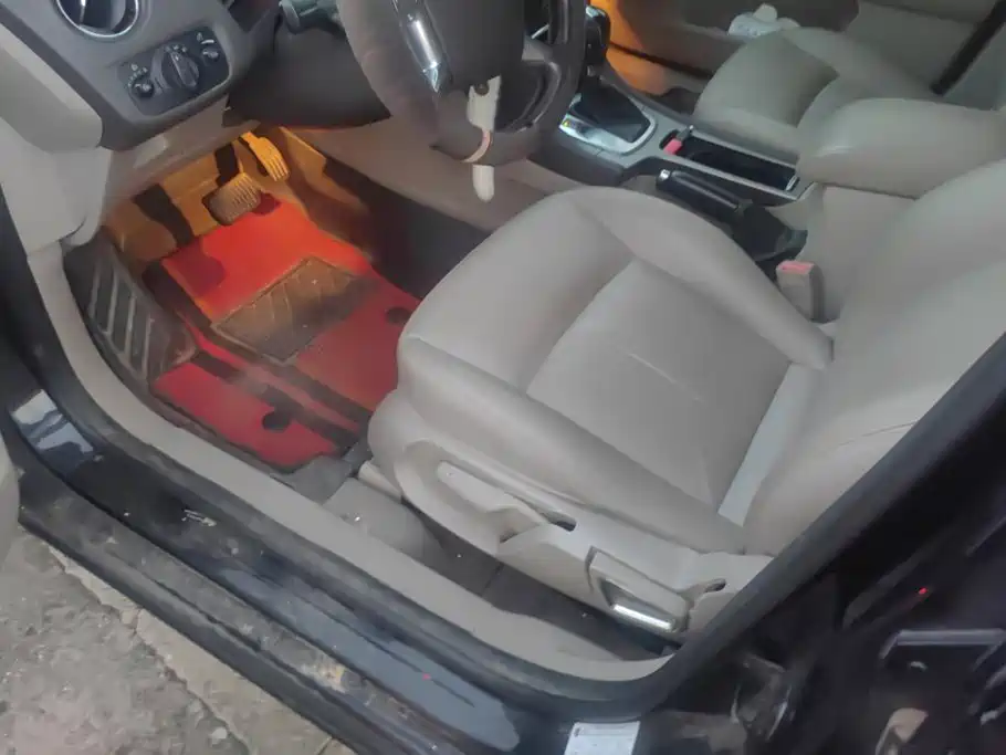 Ford Mondeo — миниатюра 9