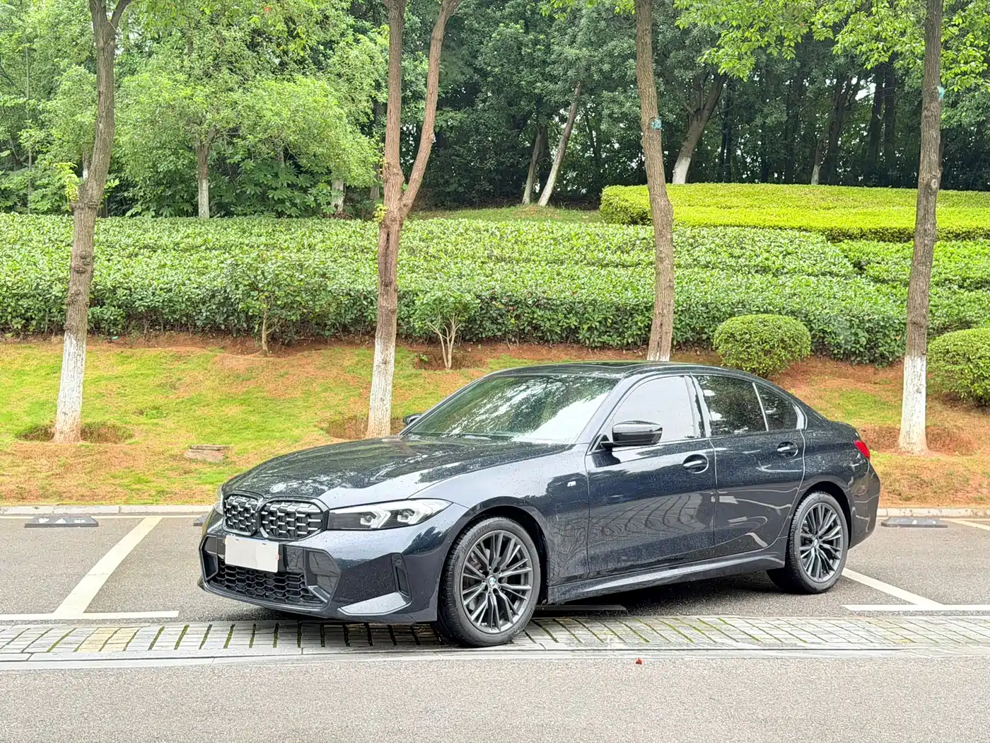 宝马3系 2024款 325i M运动曜夜套装 2024
