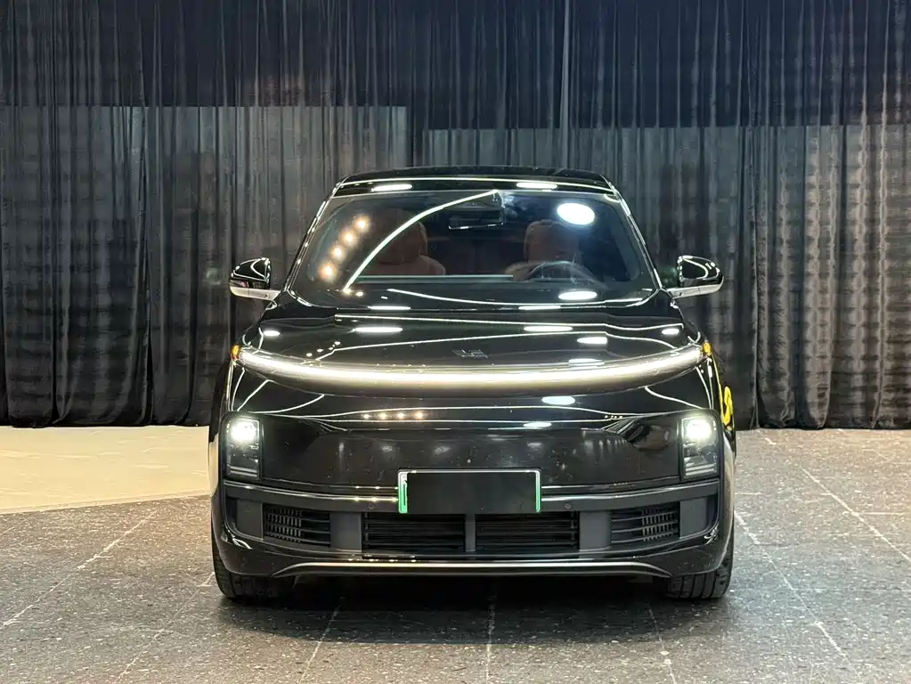 Li Auto Li L8 — миниатюра 2