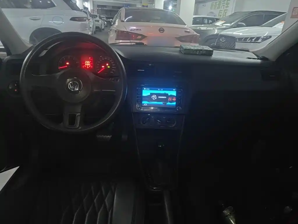 Volkswagen Santana — миниатюра 10