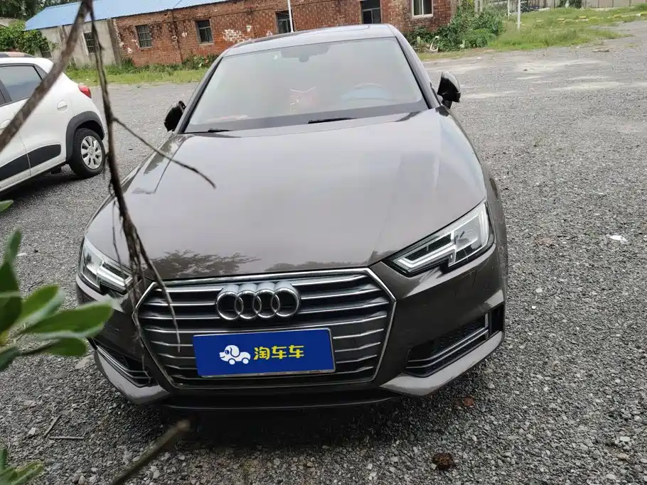 Audi A4L — миниатюра 2