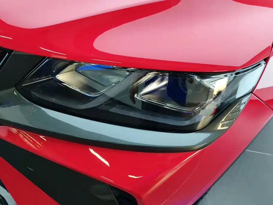 Geely Binyue — миниатюра 5
