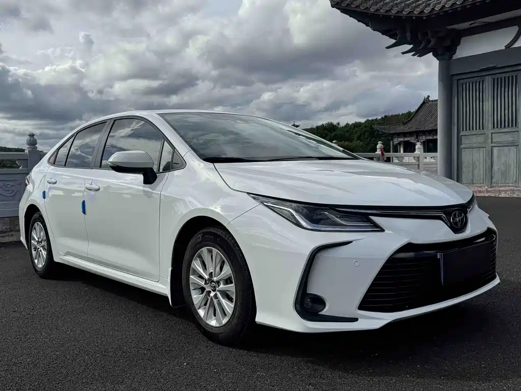 Toyota Corolla — миниатюра 3
