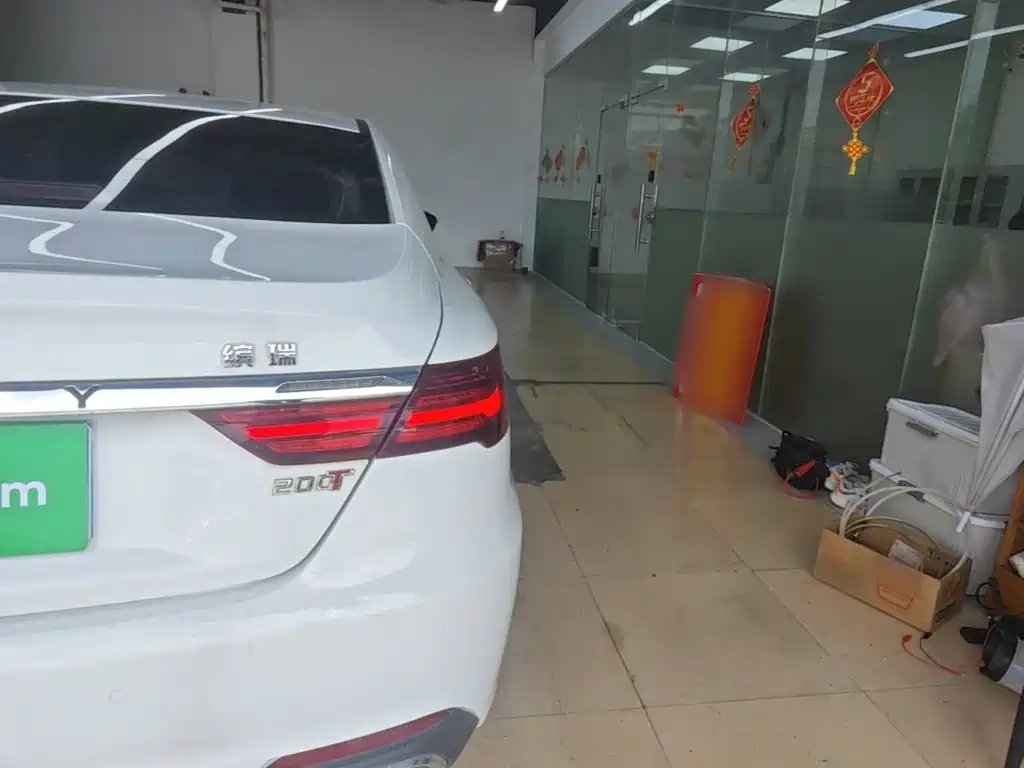 Geely Binrui — миниатюра 8